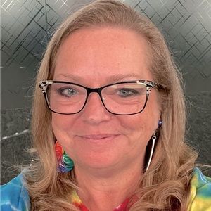 Meet your Posher, Kathy